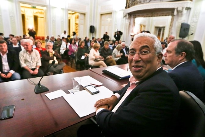 Comissão Nacional do PS vai discutir proposta de primárias e caso “cigana”