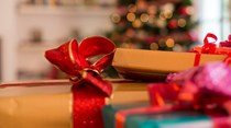 Os adultos também pedem presentes ao Pai Natal
