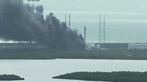Foguetão Falcon 9 da SpaceX explode em Cabo Canaveral