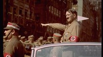 Aluno australiano veste-se de Hitler e ganha prémio