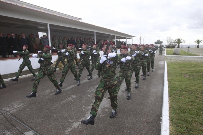 Comandante do curso considerou recrutas fracos