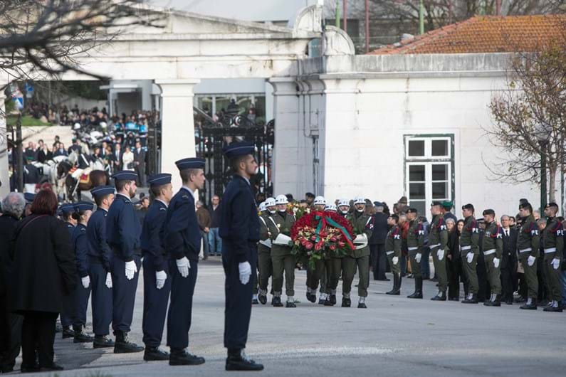 Soares: Os momentos finais no Cemitério dos Prazeres