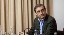 Passos Coelho acusa Governo de não