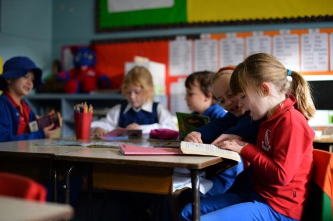 Austrália: crianças sem vacinas proibidas na pré-escola