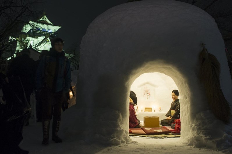 Japão festeja festival Kamakura das casas de neve