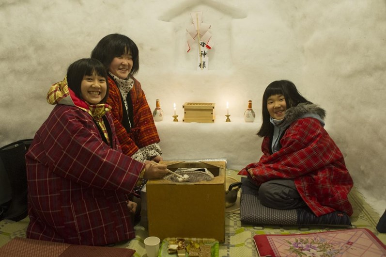 Japão festeja festival Kamakura das casas de neve