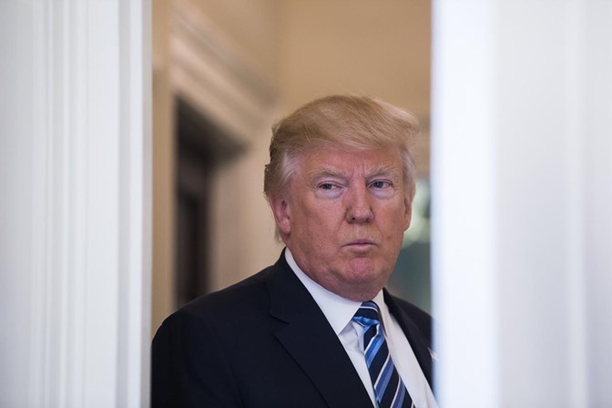 Trump recusa afastar procurador que reuniu com a Rússia