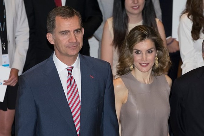 Reis de Espanha na entrega de bolsas escolares no Forum La Caixa, 10 de Junho de 2016, Espanha