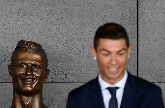 Cristiano Ronaldo partilha fotos da Madeira… sem busto