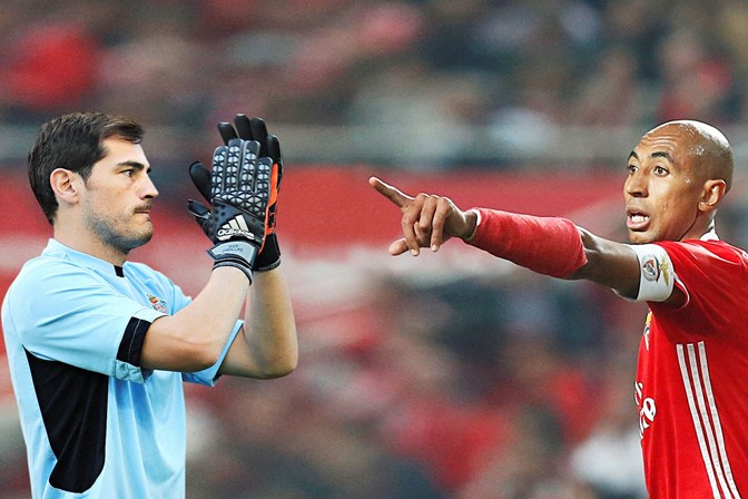 Em experiência, o Benfica está a ganhar 800 a 0
