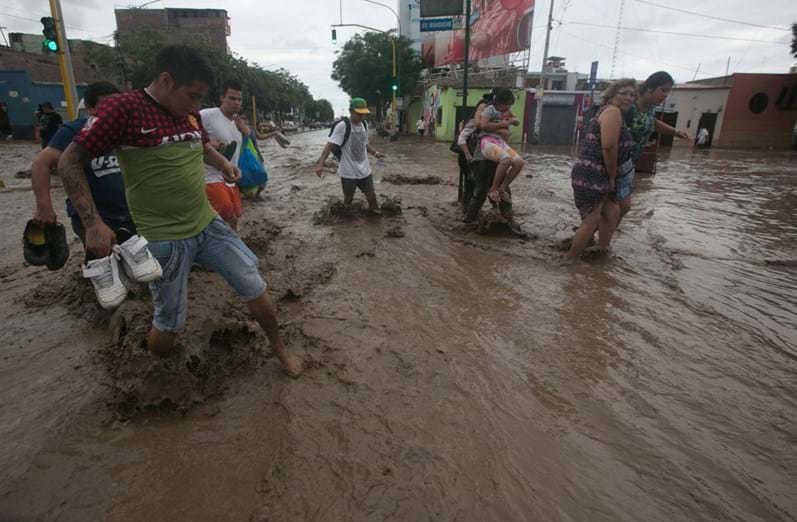 Inundações no Peru fazem 62 mortos e deixam rasto de destruição