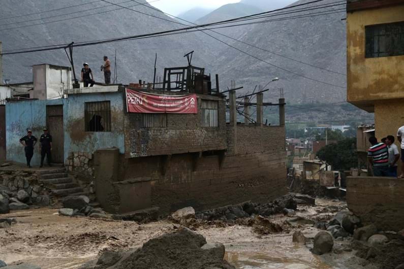 Inundações no Peru fazem 62 mortos e deixam rasto de destruição