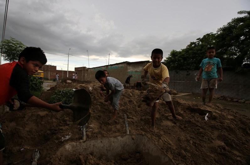 Inundações no Peru fazem 62 mortos e deixam rasto de destruição