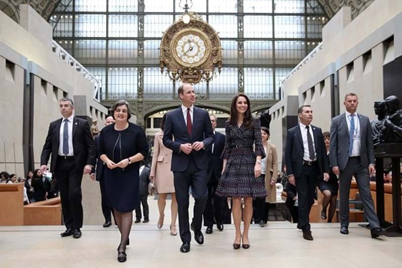 William e Kate visitam Paris