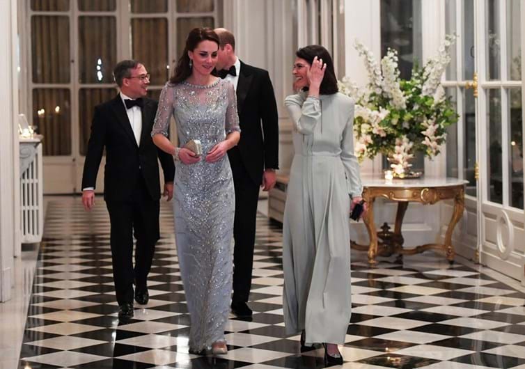 William e Kate visitam Paris