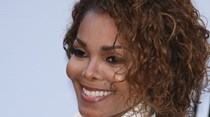 Janet Jackson revela primeira imagem do seu bebé