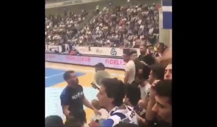 Os cânticos dos Superdragões