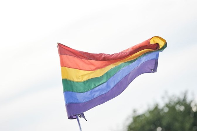 92 situações configuram crimes ou incidentes motivados por ódio contra pessoas LGBT