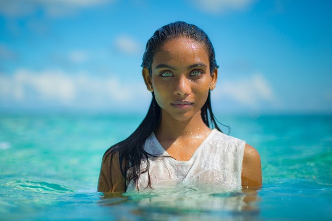 A fotografia que a catapultou para a fama, 'Maldivian Girl With Aquablue Eyes'
