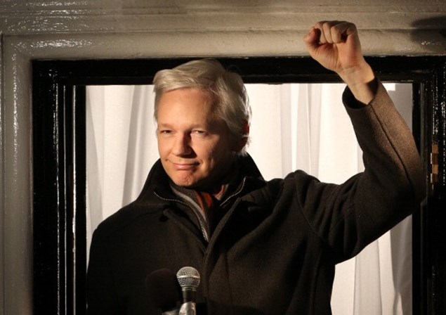 Suécia arquiva investigação sobre violação de Julian Assange