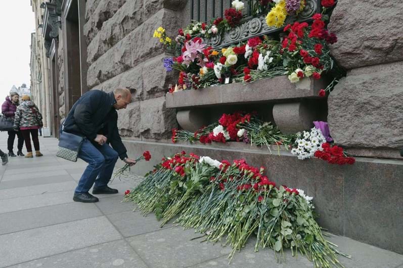 As homenagens às vítimas de São Petersburgo