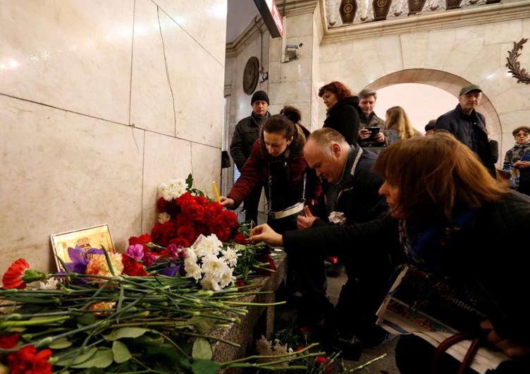 As homenagens às vítimas de São Petersburgo