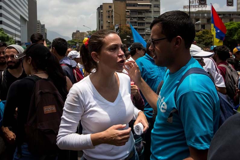 Protestos violentos aumentam na Venezuela
