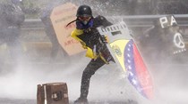 Três luso-descendentes detidos na Venezuela