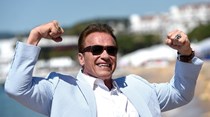 Schwarzenegger regressa com o sexto