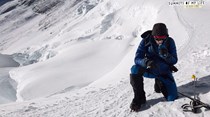 Espanhol alcançou o topo do Everest em apenas 26 horas