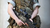 Oito detidos em Manchester têm entre 18 e 38 anos