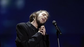 Salvador Sobral pede desculpa por piada