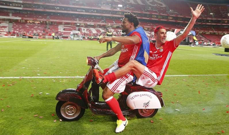 Até a BBC Sport gosta da lambreta de Eliseu