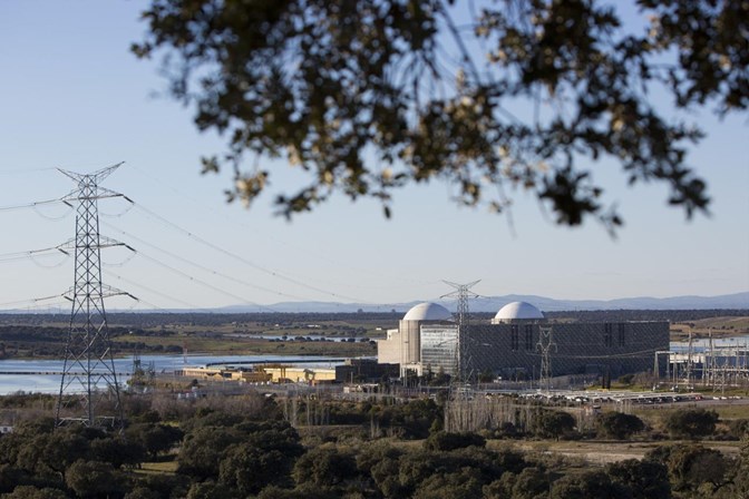 A central nuclear de Almaraz.