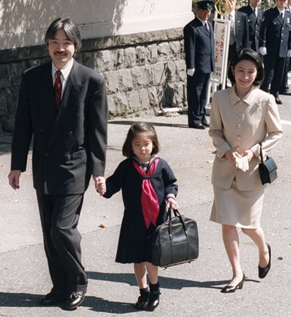 Mako no dia em que entrou na escola primária, em 1998.
