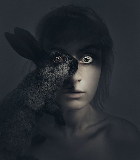Os olhos de Flóra Borsi