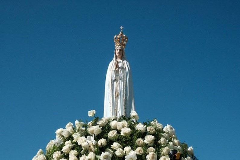 Aparições de Fátima celebradas no Brasil por milhares de pessoas