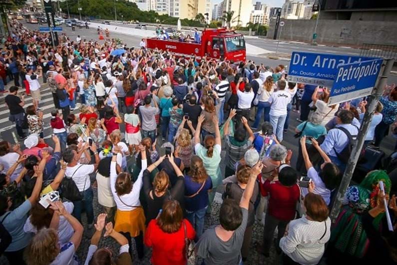 Aparições de Fátima celebradas no Brasil por milhares de pessoas