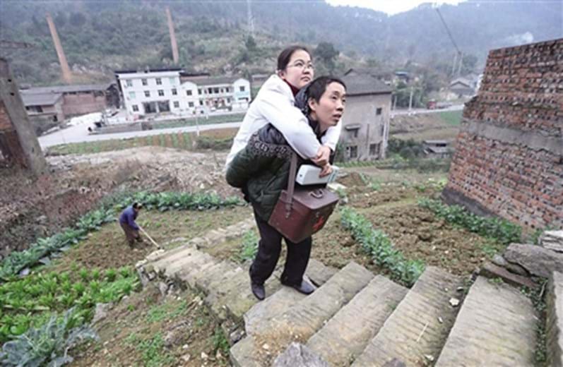 A médica sem pernas Li Juhong