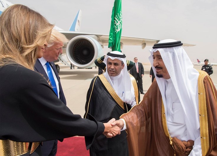 Trump chega à Arábia Saudita