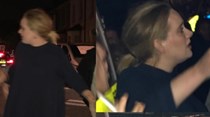 Adele em lágrimas ao visitar as vítimas do incêndio