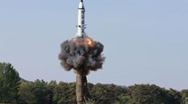 Coreia do Norte testa novo míssil balístico