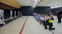Polícia convida alunos do 3.º ano para aula de tiro