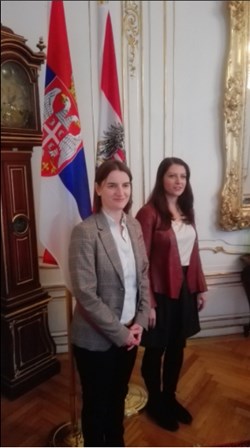 Primeira mulher homossexual indicada para primeira-ministra