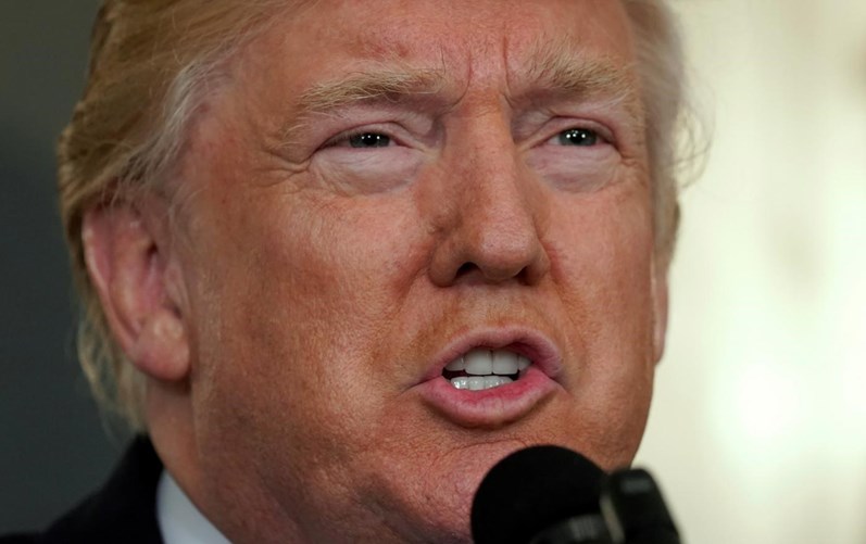 Trump defende-se no Twitter
