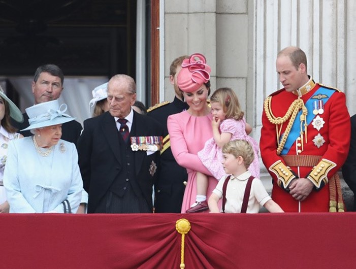 Rainha Isabel II durante parada Trooping the Colour