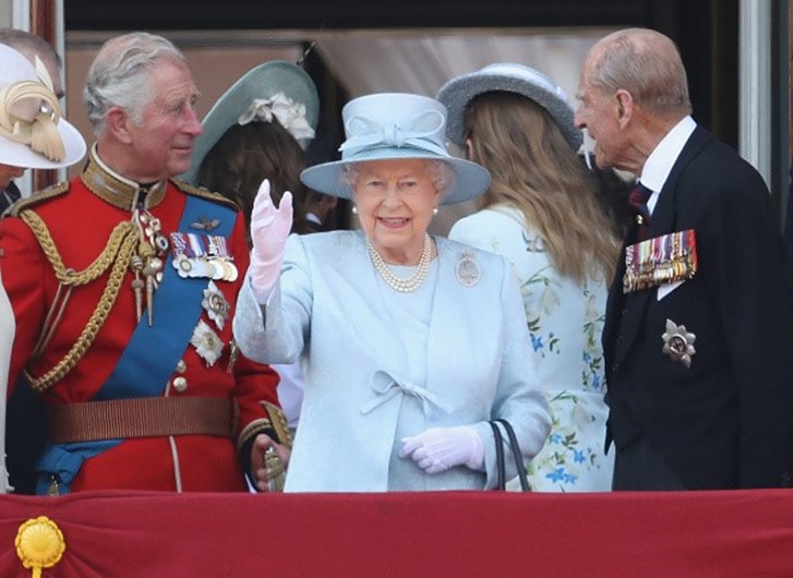 Rainha Isabel II durante parada Trooping the Colour