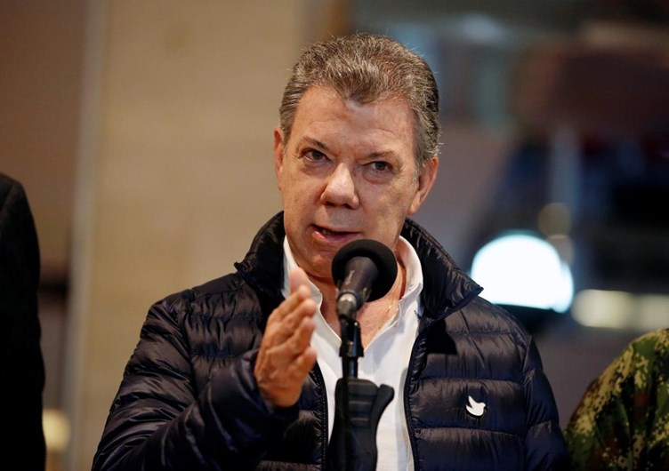 Presidente da Colômbia cancela viagem a Portugal