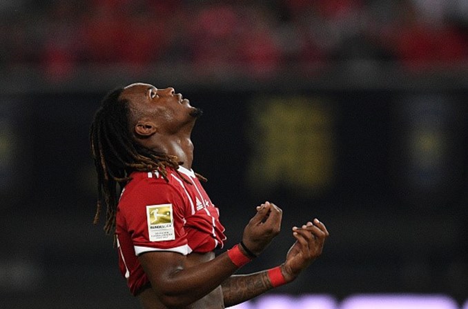 Transferência para o Milan numa encruzilhada — Renato Sanches