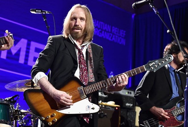 Tom Petty luta pela vida